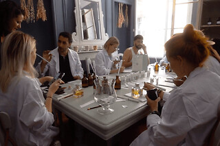Atelier création de parfum d'intérieur à Aix-en-Provence (13)