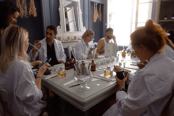 Atelier création de parfum d'intérieur à Aix-en-Provence (13)