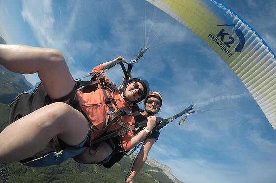 Baptême en parapente au dessus du lac d'Annecy (74) - Baptême ascendance