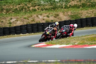 Baptême en passager de moto hypersport pour 2 - 2Ride Baptême - Magny-Cours (58)