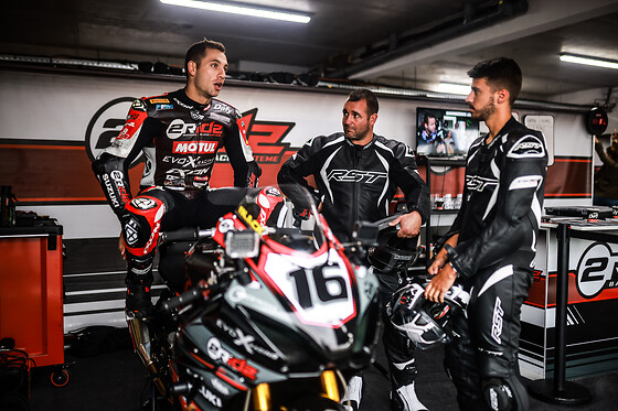 Baptême en passager de moto hypersport pour 2 - 2Ride Baptême - Magny-Cours (58)