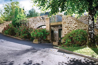 Séjour gourmand pour 2 à l'Auberge La Tomette, The Originals Relais*** à Vitrac (15)