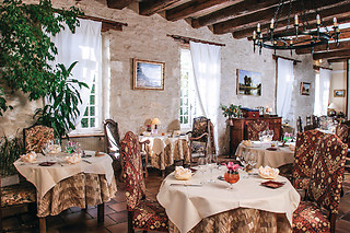 Un repas pour 2 à l'Auberge de Tavel à Tavel (30)