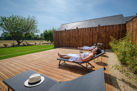 Un modelage californien du dos chez Spa d'Ô Claire à Roiffé (86)