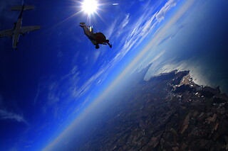 Saut en parachute - Vendée Evasion parachutisme - Le Chateau d'Olonne (85)