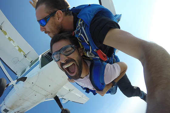 Saut en parachute - Vendée Evasion parachutisme - Le Chateau d'Olonne (85)