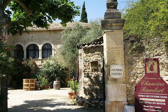 Séjour pour 2 au Domaine Chanoine Ramert à  Saint-André-d'Olérargues (30)