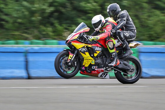 Stage de perfectionnement moto - Schwartz Performance - Beuvardes (02)