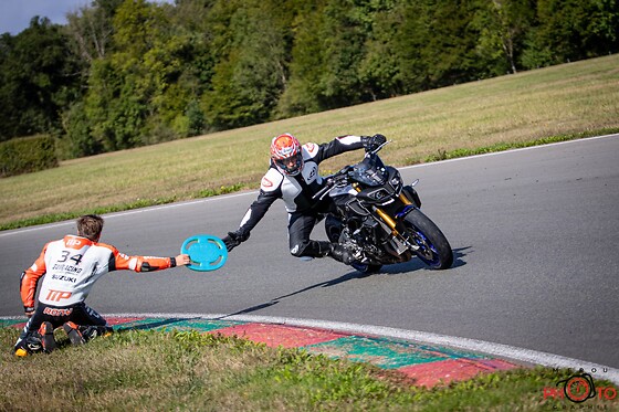Stage de perfectionnement moto - Schwartz Performance - Beuvardes (02)
