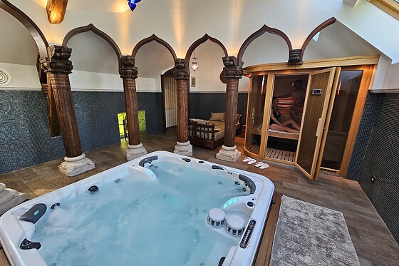 Un accès au spa avec bain à remous, sauna et hammam pour 2 au Domaine de Neuville à Sainte-Gemme (51)