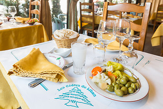 Un repas pour 2 aux Cèdres du Liban à Paris (75015)