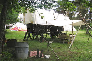 Nuit à 2 en chariot western au West Wood Ranch en Dordogne (24)