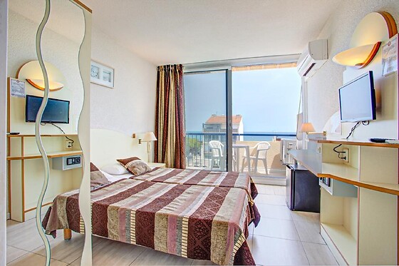 Hôtel Centre plage - photo 1