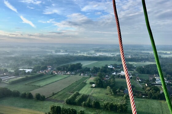 Up Ballooning - photo 1