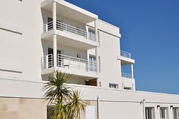 Golden Tulip La Baule Suites
